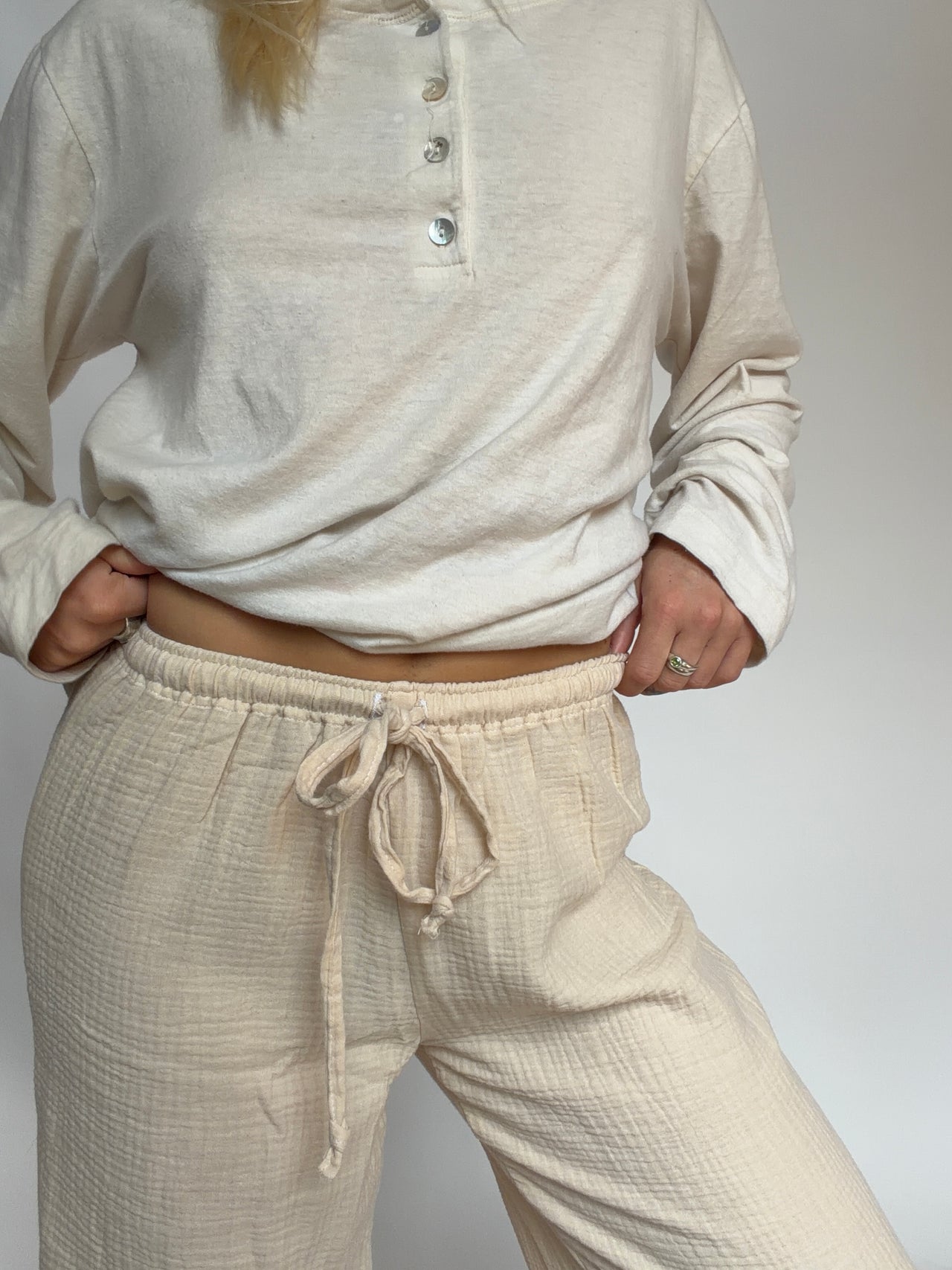 Lili Loungers Cream (Thin Waistband)