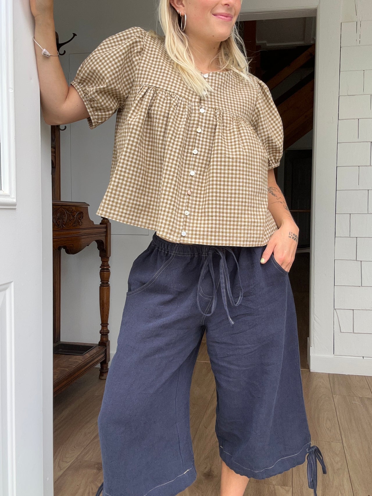 Cove Capris Navy